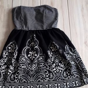 Strapless mandala design mini dress. Size Medium